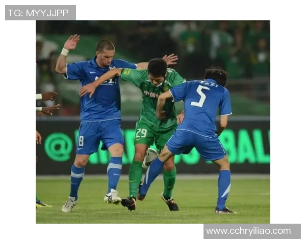 杭州篮球队包夹战术解析与深度剖析助力球队提升竞技水平 杭州篮球队包夹战术解析与深度剖析助力球队提升竞技水平