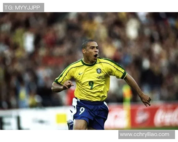 日本足球网红明星的魅力与影响力探讨及其在社交媒体上的崛起 日本足球网红明星的魅力与影响力探讨及其在社交媒体上的崛起