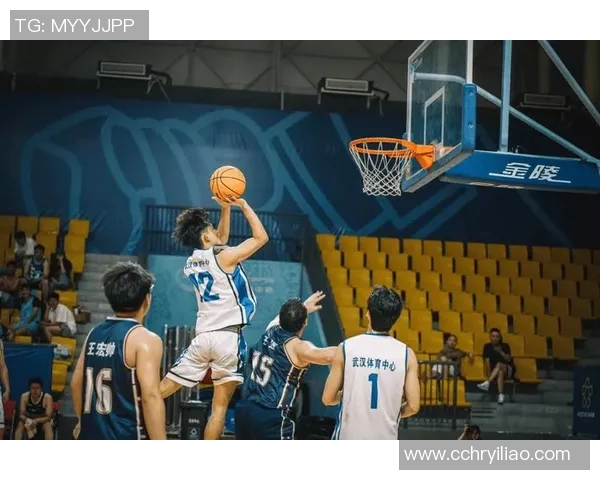 武汉篮球队近期状态分析与未来发展展望